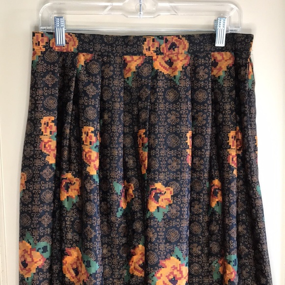 Vintage Dresses & Skirts - Vintage boho silk midi skirt